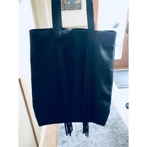 Black tote